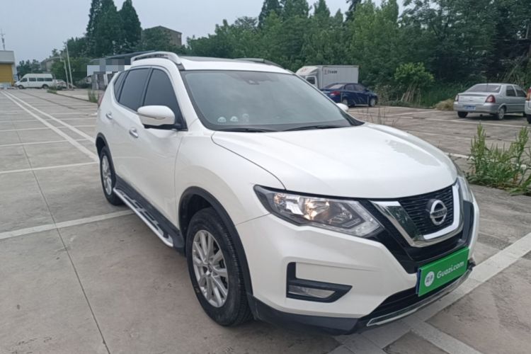 Used Nissan X-Trail 2022 2.0L Two-Wheel Drive Smart Connect & Comfort Edition Front Right 45 Deg