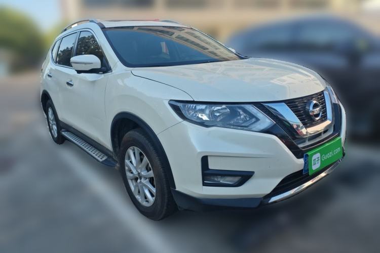 Used Nissan X-Trail 2022 2.0L Two-Wheel Drive Smart Connect & Comfort Edition Front Right 45 Deg