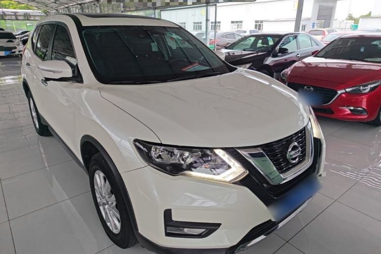 Used Nissan X-Trail 2022 2.0L Two-Wheel Drive Smart Connect & Comfort Edition Front Right 45 Deg