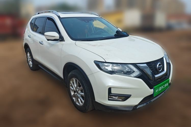 Used Nissan X-Trail 2022 2.0L Two-Wheel Drive Smart Connect & Comfort Edition Front Right 45 Deg