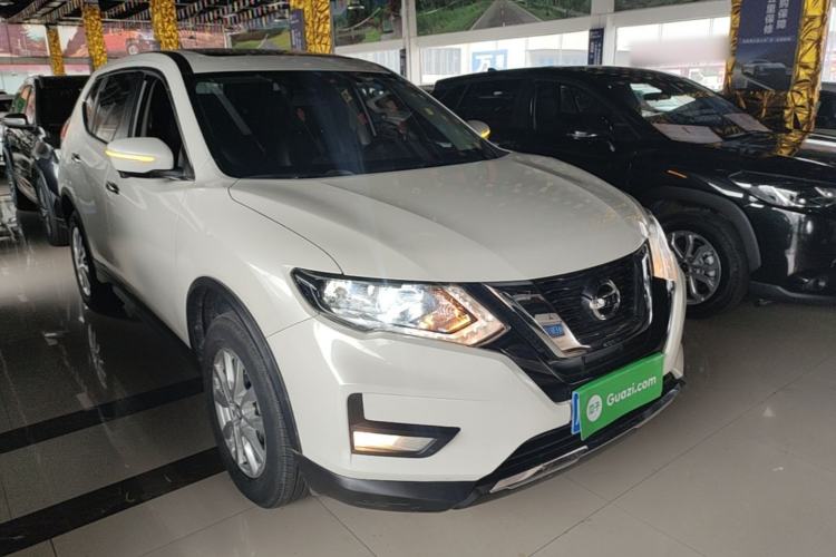 Used Nissan X-Trail 2022 2.0L Two-Wheel Drive Smart Connect & Comfort Edition Front Right 45 Deg