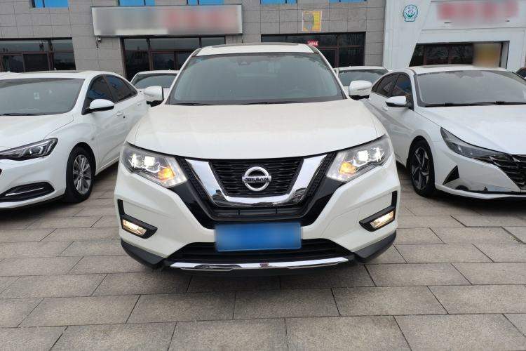 Used Nissan X-Trail 2022 2.0L Two-Wheel Drive Smart Connect Premium Edition Front