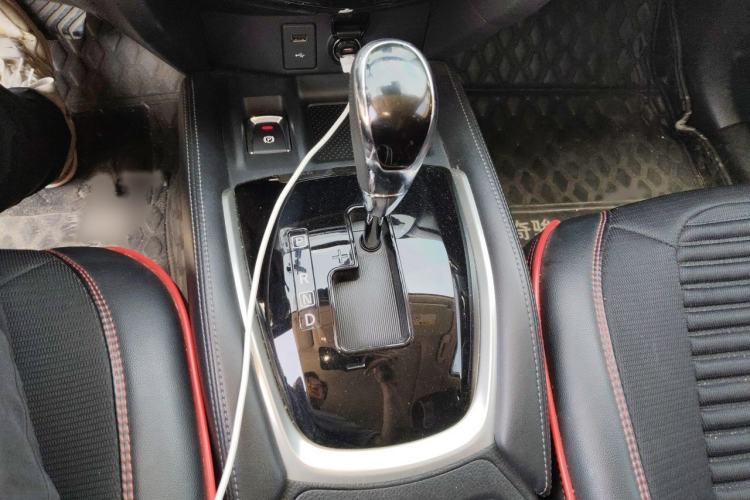 Used Nissan X-Trail 2022 2.0L Two-Wheel Drive Smart Connect Premium Edition Gear Lever