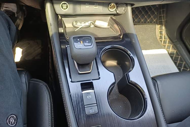 Used Nissan X-Trail 2022 VC-Turbo 300 CVT 2WD Star & Moon Limited Edition Gear Lever