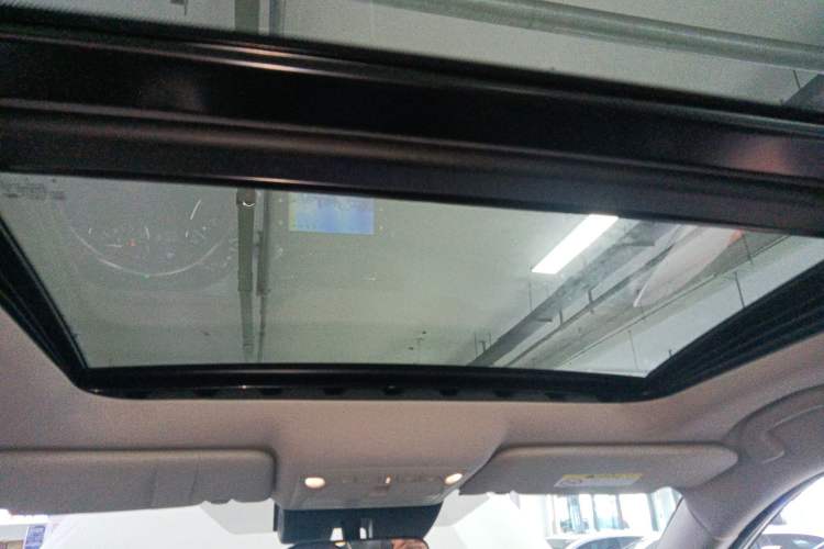 Used Nissan X-Trail 2022 2.0L Two-Wheel Drive Smart Connect & Comfort Edition Headliner