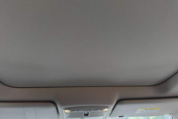 Used Nissan X-Trail 2022 Revised Version 2.0L Two-Wheel Drive Smart Connect Premium Edition Headliner