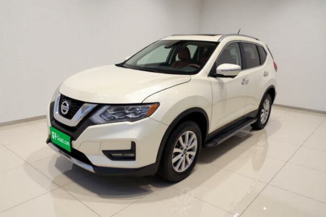 Nissan X-Trail 2022 2.0L Two-Wheel Drive Smart Connect Premium Edition с пробегом