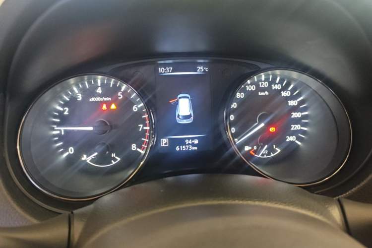 Used Nissan X-Trail 2022 2.0L Two-Wheel Drive Smart Connect Premium Edition Instrument Cluster