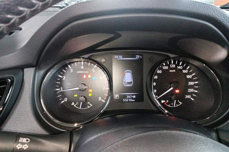 Used Nissan X-Trail 2022 2.0L Two-Wheel Drive Smart Connect & Comfort Edition Instrument Cluster