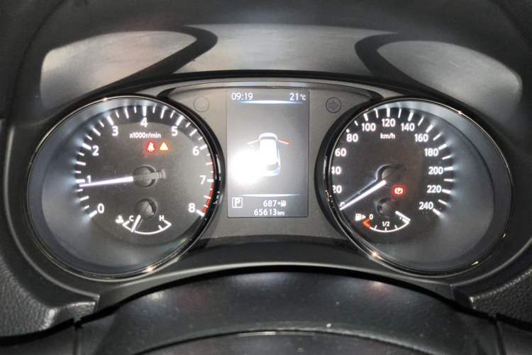 Used Nissan X-Trail 2022 2.0L Two-Wheel Drive Smart Connect & Comfort Edition Instrument Cluster