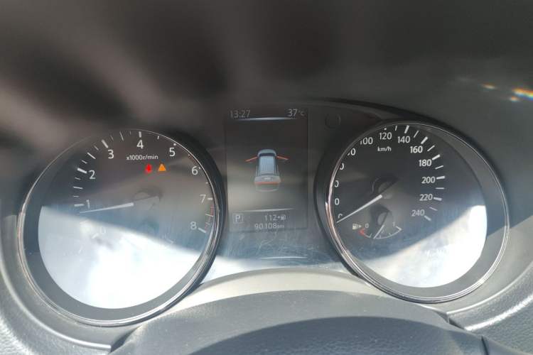 Used Nissan X-Trail 2022 Revised Version 2.0L Two-Wheel Drive Smart Connect Premium Edition Instrument Cluster