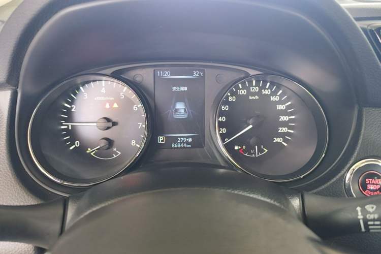 Used Nissan X-Trail 2022 2.0L Two-Wheel Drive Smart Connect Premium Edition Instrument Cluster