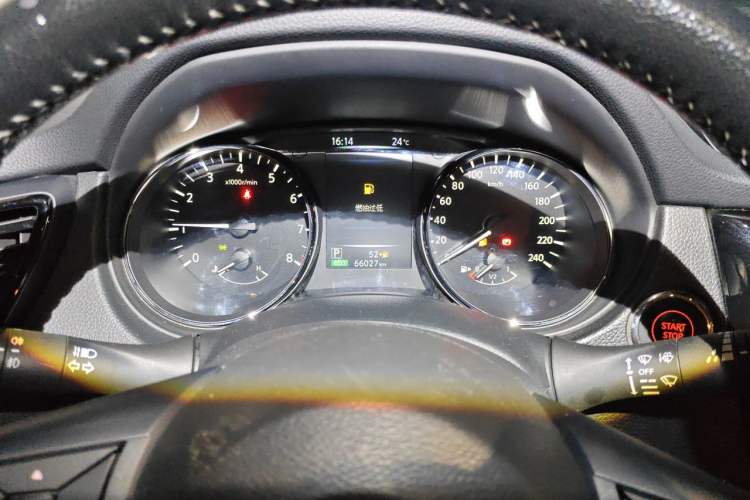 Used Nissan X-Trail 2022 2.0L Two-Wheel Drive Smart Connect Premium Edition Instrument Cluster