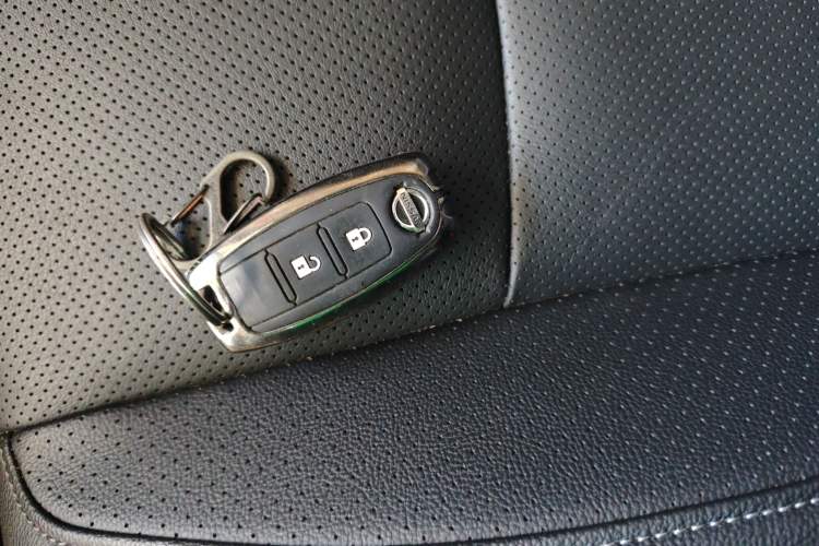 Used Nissan X-Trail 2022 2.0L Two-Wheel Drive Smart Connect & Comfort Edition Interior 1
