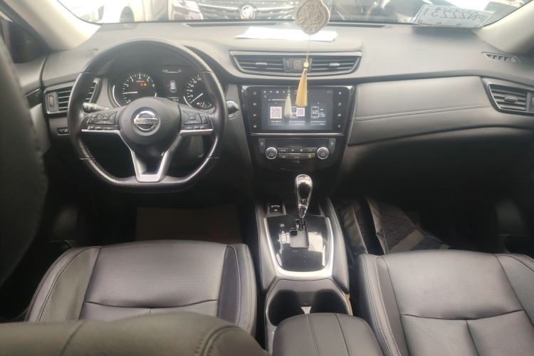 Used Nissan X-Trail 2022 2.0L Two-Wheel Drive Smart Connect Premium Edition Interior 2