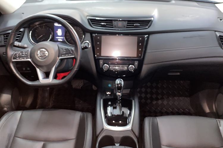 Used Nissan X-Trail 2022 2.0L Two-Wheel Drive Smart Connect & Comfort Edition Interior 3