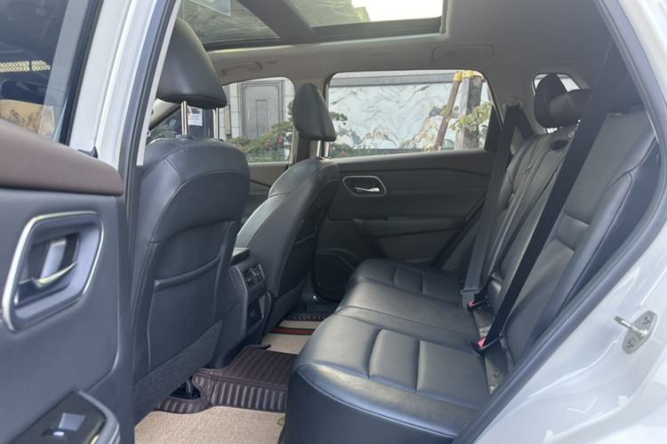 Used Nissan X-Trail 2022 VC-Turbo 300 CVT 2WD Star & Moon Limited Edition Interior 4