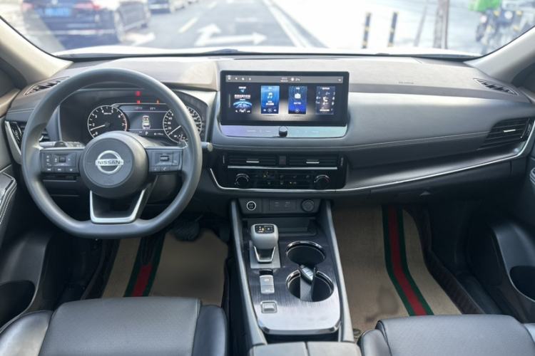 Used Nissan X-Trail 2022 VC-Turbo 300 CVT 2WD Star & Moon Limited Edition Interior 5