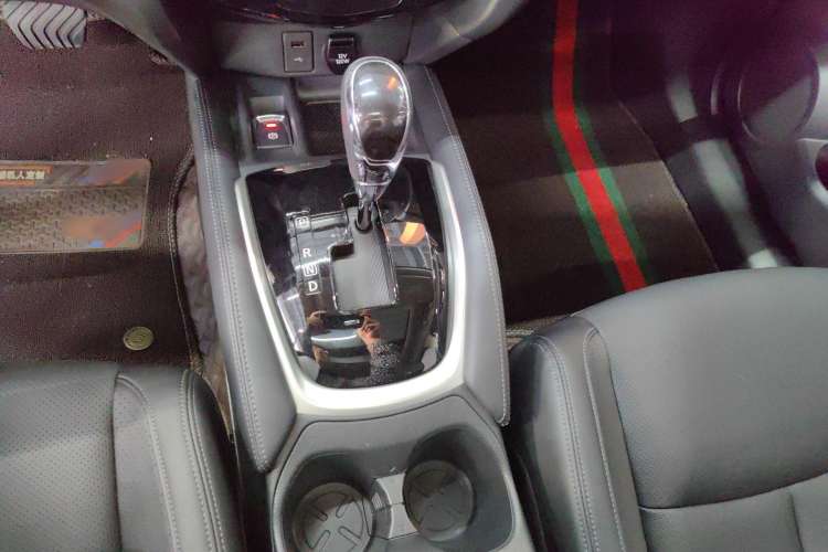 Used Nissan X-Trail 2022 Revised Version 2.0L Two-Wheel Drive Smart Connect & Comfort Edition Interior 7