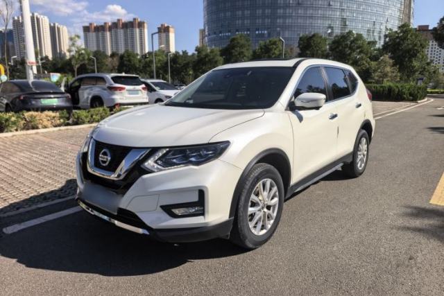 Ojetý Nissan X-Trail 2022 Revised Version 2.0L Two-Wheel Drive Smart Connect Premium Edition