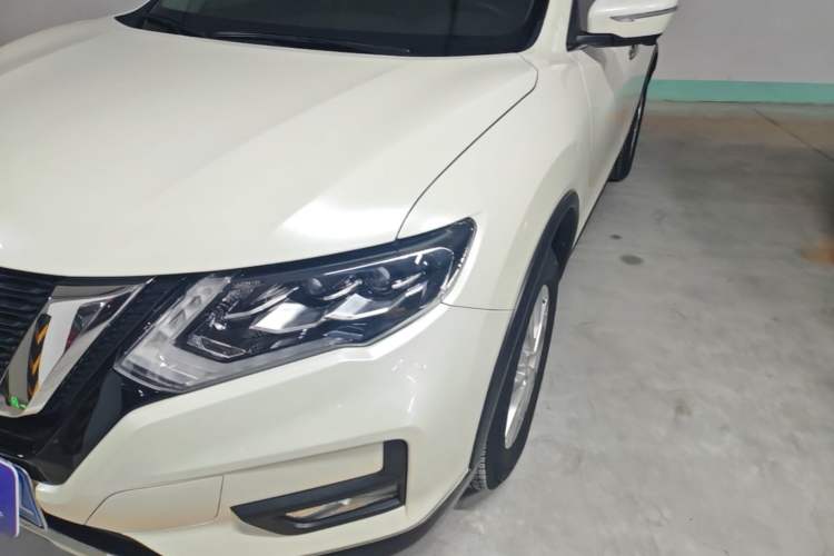Used Nissan X-Trail 2022 Revised Version 2.0L Two-Wheel Drive Smart Connect Premium Edition Left Front Headlight