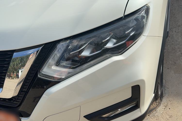 Used Nissan X-Trail 2022 2.0L Two-Wheel Drive Smart Connect Premium Edition Left Front Headlight