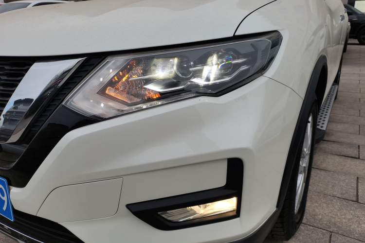 Used Nissan X-Trail 2022 2.0L Two-Wheel Drive Smart Connect Premium Edition Left Front Headlight