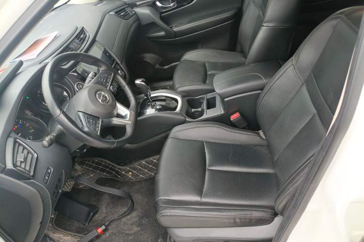 Used Nissan X-Trail 2022 2.0L Two-Wheel Drive Smart Connect & Comfort Edition Left Front Seat