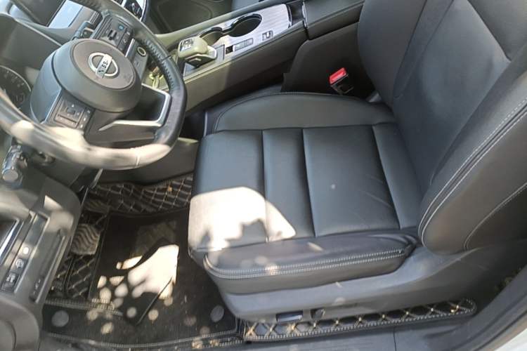 Used Nissan X-Trail 2022 VC-Turbo 300 CVT 2WD Star & Moon Limited Edition Left Front Seat