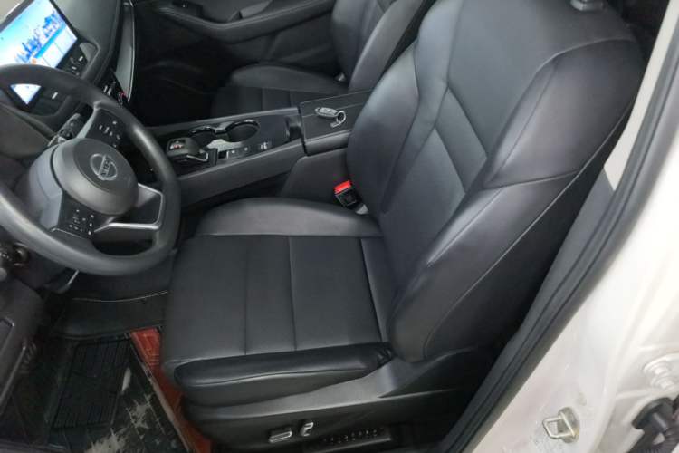 Used Nissan X-Trail 2022 VC-Turbo 300 CVT 2WD Star & Moon Limited Edition Left Front Seat