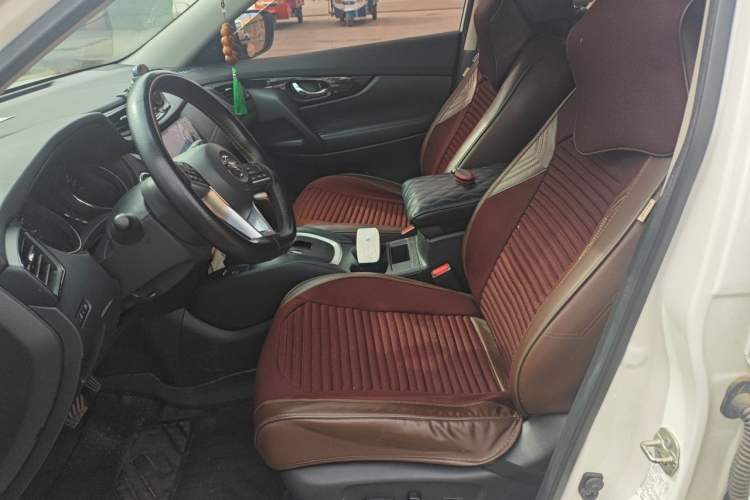 Used Nissan X-Trail 2022 2.0L Two-Wheel Drive Smart Connect & Comfort Edition Left Front Seat