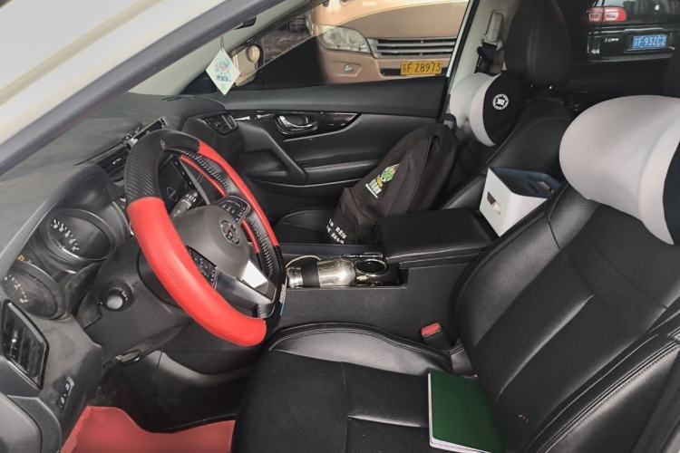Used Nissan X-Trail 2022 2.0L Two-Wheel Drive Smart Connect Premium Edition Left Front Seat