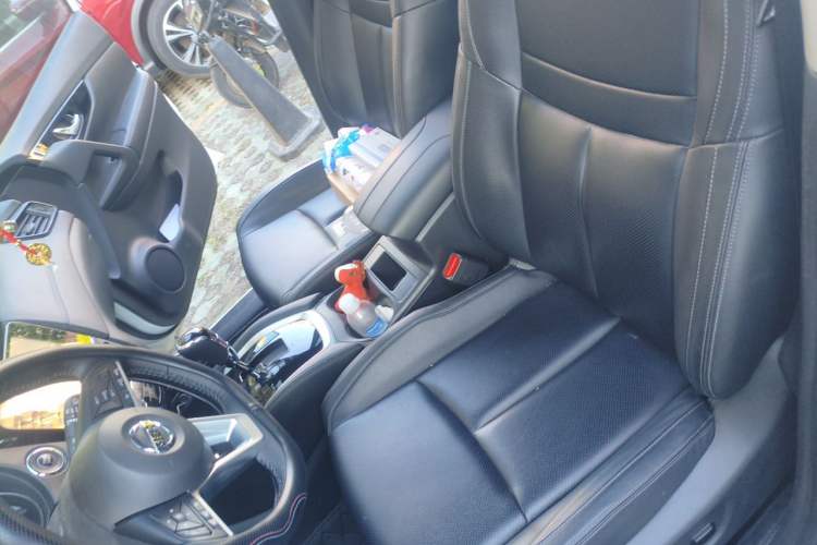 Used Nissan X-Trail 2022 2.0L Two-Wheel Drive Smart Connect Premium Edition Left Front Seat