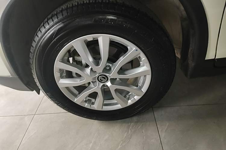Used Nissan X-Trail 2022 2.0L Two-Wheel Drive Smart Connect Premium Edition Left Front Wheel Hub