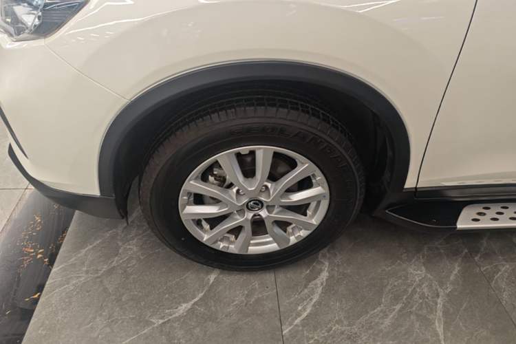 Used Nissan X-Trail 2022 Revised Version 2.0L Two-Wheel Drive Smart Connect Premium Edition Left Front Wheel Hub