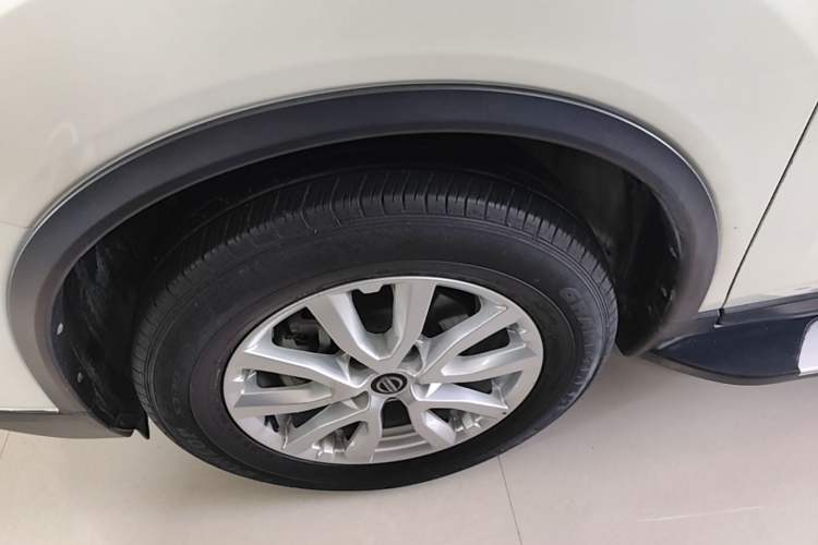 Used Nissan X-Trail 2022 2.0L Two-Wheel Drive Smart Connect Premium Edition Left Front Wheel Hub