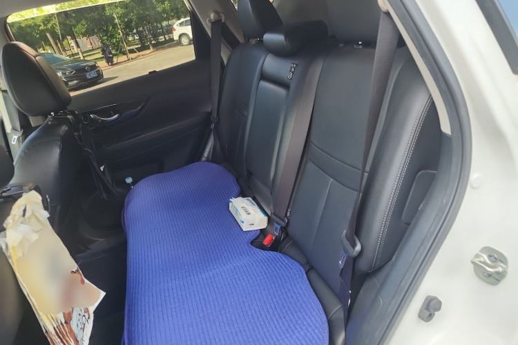 Used Nissan X-Trail 2022 2.0L Two-Wheel Drive Smart Connect Premium Edition Left Rear Seat