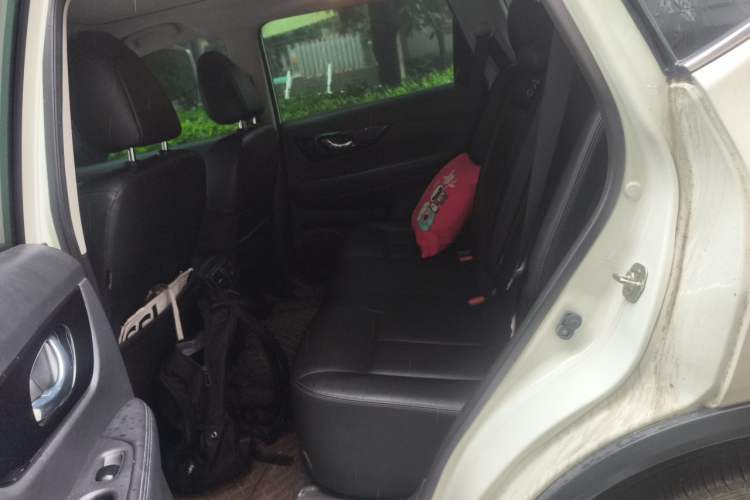 Used Nissan X-Trail 2022 2.0L Two-Wheel Drive Smart Connect & Comfort Edition Left Rear Seat