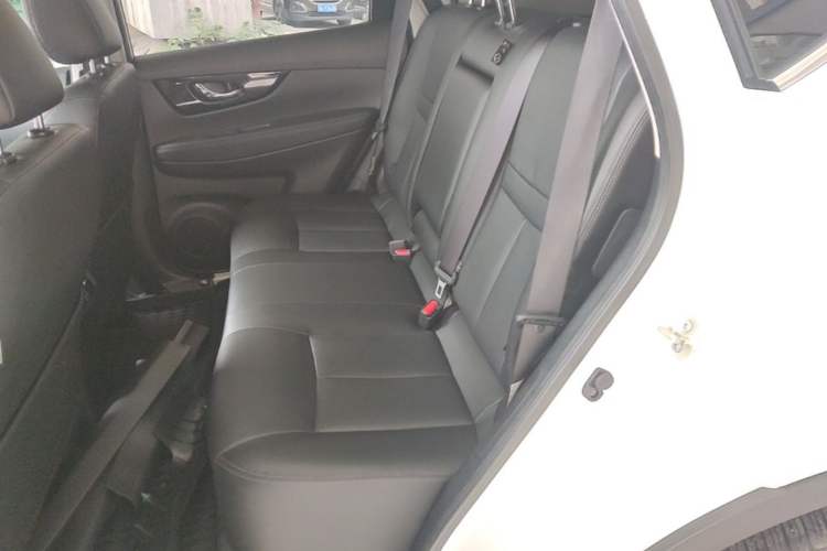 Used Nissan X-Trail 2022 Revised Version 2.0L Two-Wheel Drive Smart Connect & Comfort Edition Left Rear Seat