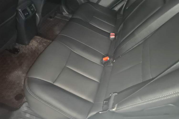 Used Nissan X-Trail 2022 Revised Version 2.0L Two-Wheel Drive Smart Connect Premium Edition Left Rear Seat