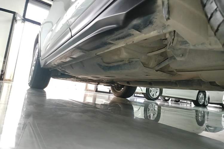 Used Nissan X-Trail 2022 2.0L Two-Wheel Drive Smart Connect Premium Edition Left Side Sill