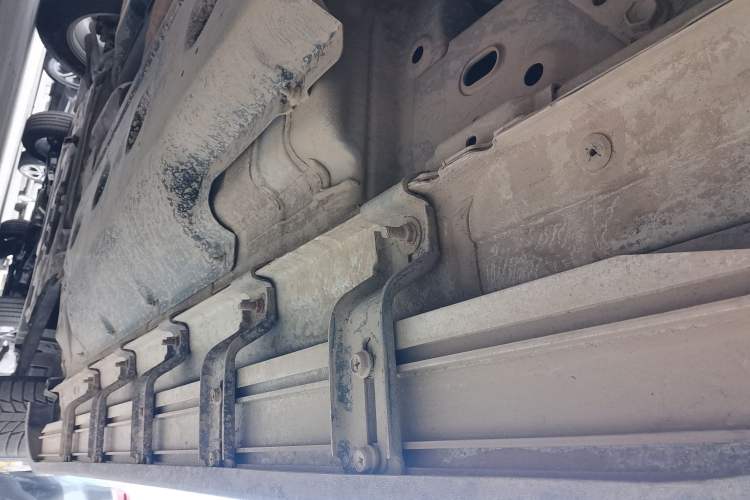 Used Nissan X-Trail 2022 2.0L Two-Wheel Drive Smart Connect Premium Edition Left Side Sill