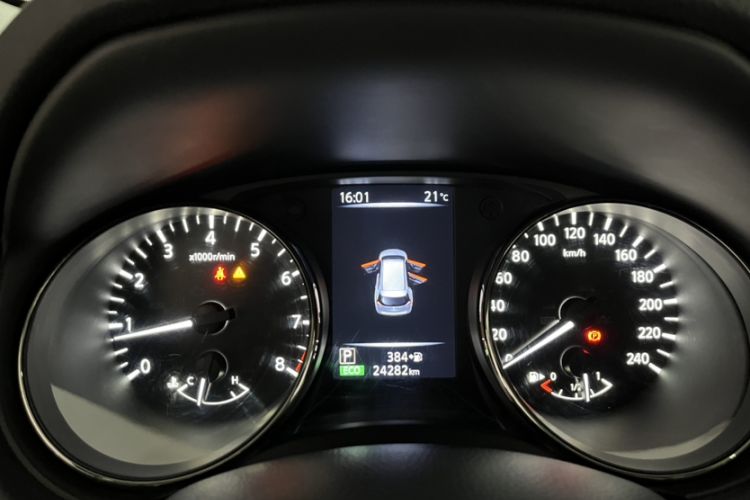 Used Nissan X-Trail 2022 2.0L Two-Wheel Drive Smart Connect & Comfort Edition Odometer Close Up