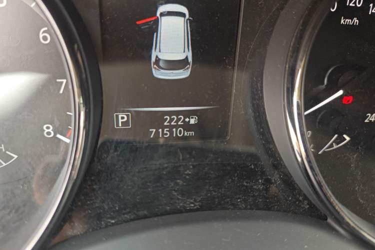Used Nissan X-Trail 2022 2.0L Two-Wheel Drive Smart Connect & Comfort Edition Odometer Close Up