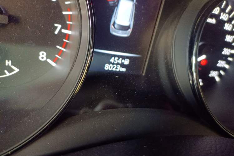 Used Nissan X-Trail 2022 Revised Version 2.0L Two-Wheel Drive Smart Connect & Comfort Edition Odometer Close Up