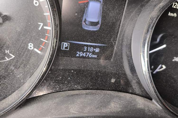 Used Nissan X-Trail 2022 2.0L Two-Wheel Drive Smart Connect Premium Edition Odometer Close Up