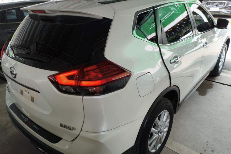 Used Nissan X-Trail 2022 2.0L Two-Wheel Drive Smart Connect Premium Edition Rear Right 45 Deg