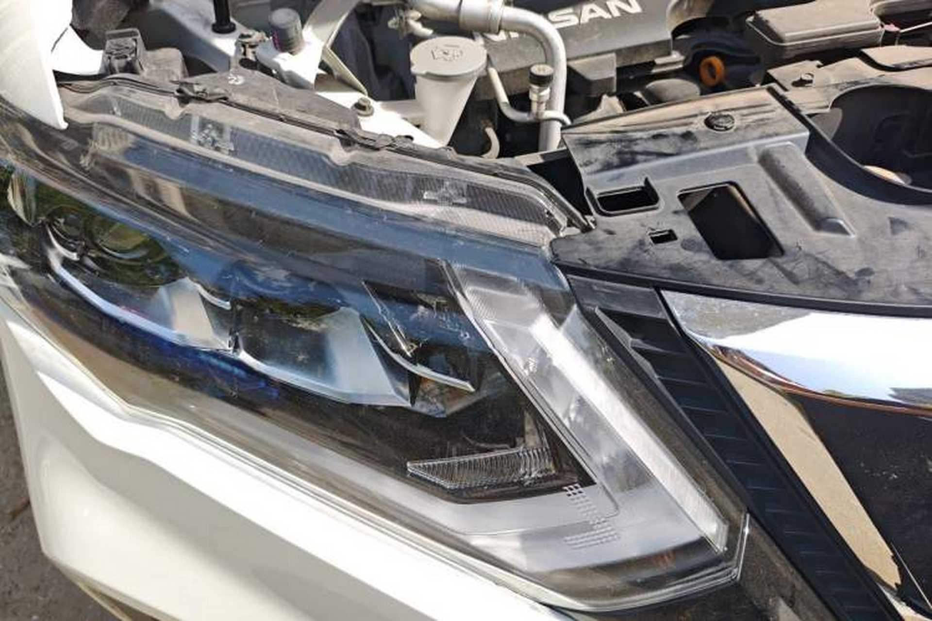 Used Nissan X-Trail 2022 2.0L Two-Wheel Drive Smart Connect Premium Edition Right Front Headlight
