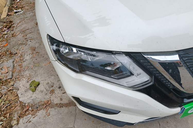Used Nissan X-Trail 2022 2.0L Two-Wheel Drive Smart Connect & Comfort Edition Right Front Headlight
