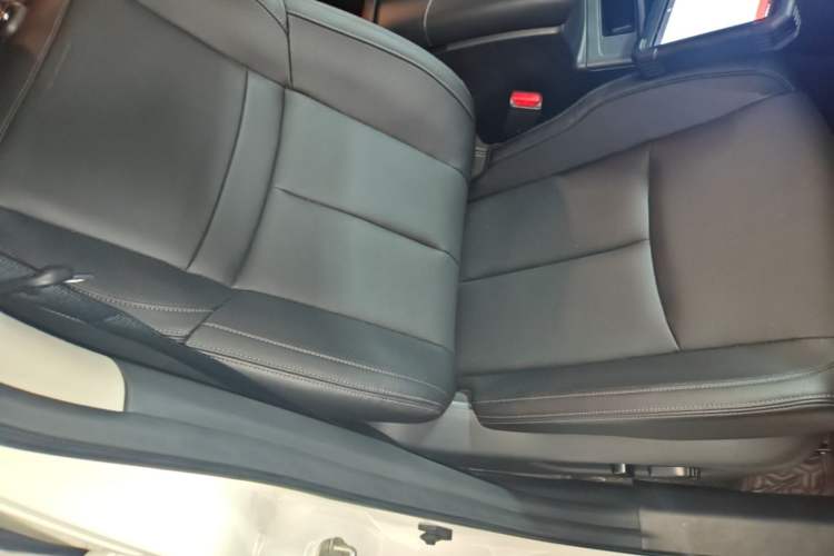 Used Nissan X-Trail 2022 Revised Version 2.0L Two-Wheel Drive Smart Connect Premium Edition Right Front Seat